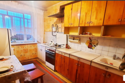 микрорайон Молодёжный, 58, 4 этаж