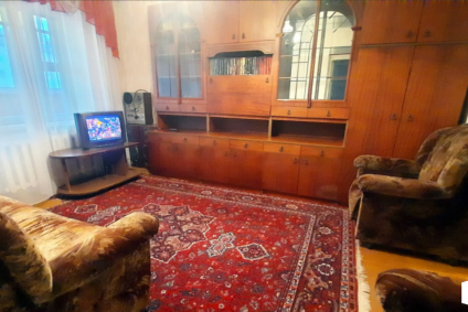 микрорайон Молодёжный, 58, 4 этаж